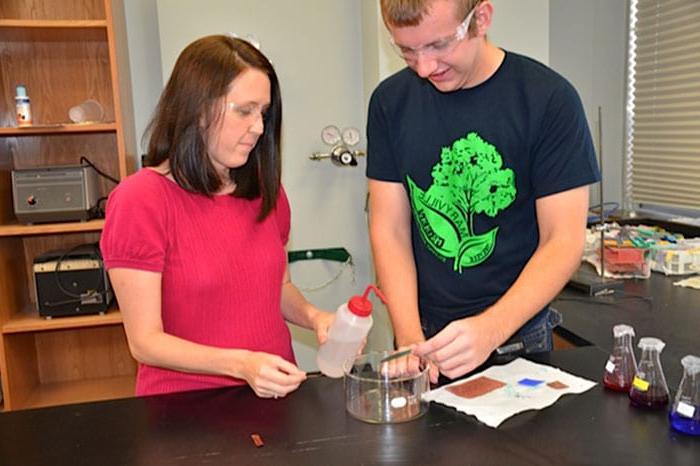 Professor Jennifer Yukna with an engineering major student